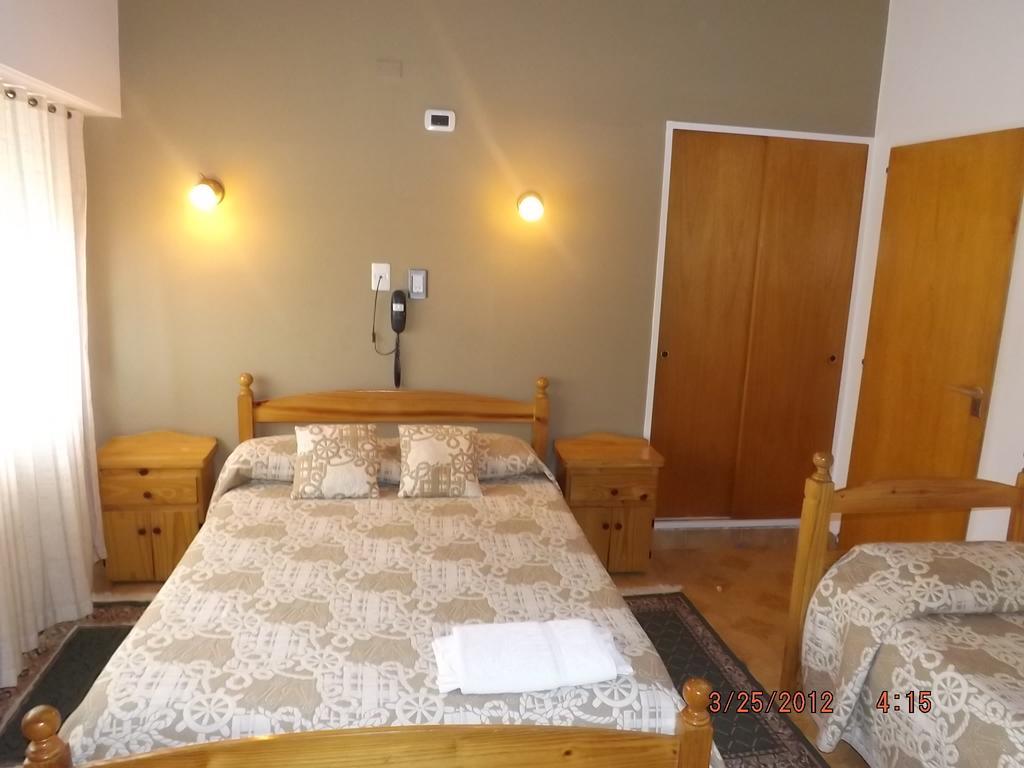 Hotel Ozieri Сан Антонио Оесте Стая снимка