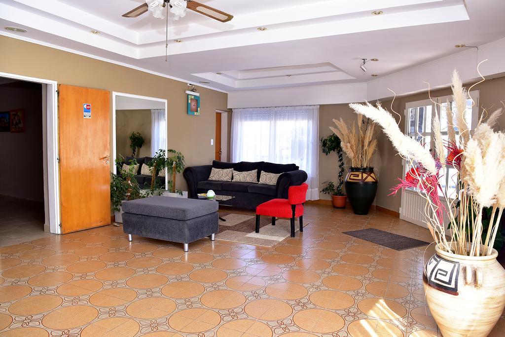 Hotel Ozieri Сан Антонио Оесте Екстериор снимка