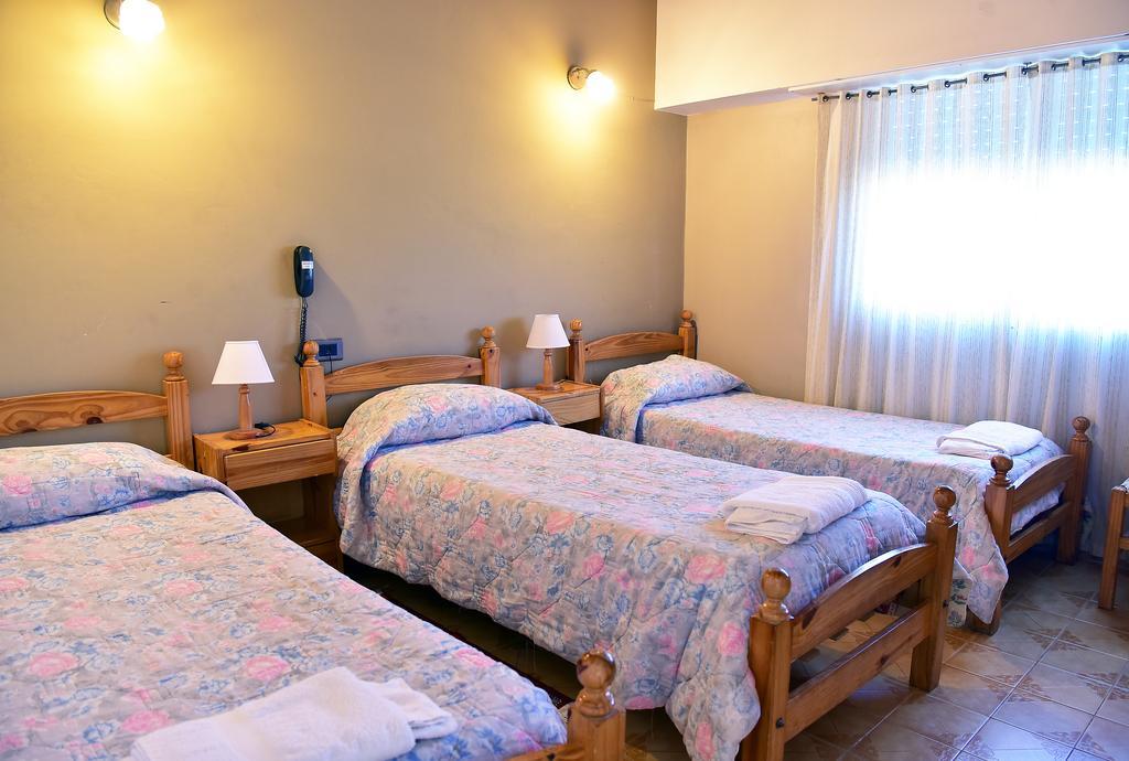 Hotel Ozieri Сан Антонио Оесте Екстериор снимка